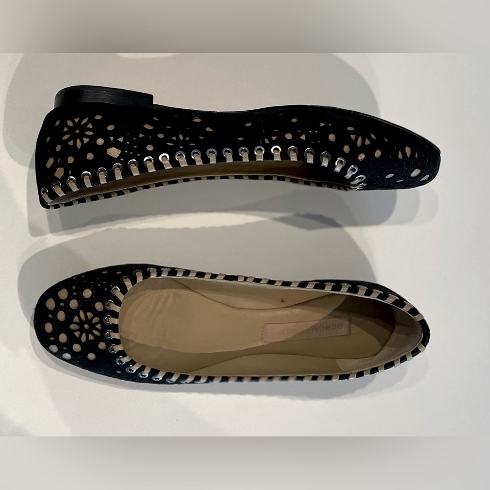 BCBG Ballerina Flat Black and Tan Suede - Picture 4 of 9